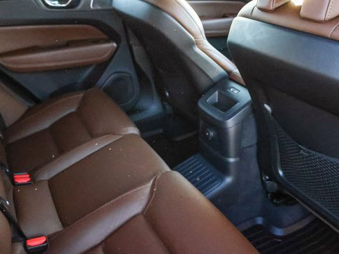 Used 2023 Volvo XC60 T8 Ultimate w/ Climate Package AWD/4WD image 21