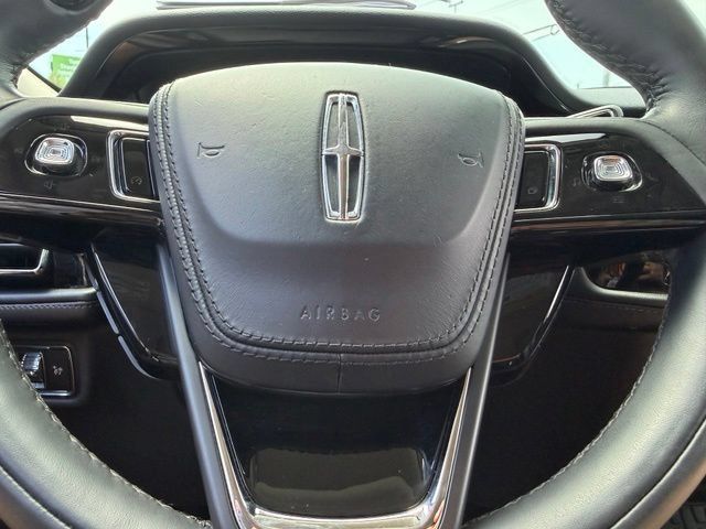 Certified 2023 Lincoln Aviator Reserve AWD/4WD image 25
