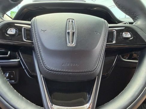 Certified 2023 Lincoln Aviator Reserve AWD/4WD image 25