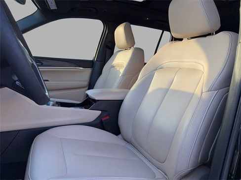 Used 2023 Jeep Grand Cherokee 4WD 4xe image 6