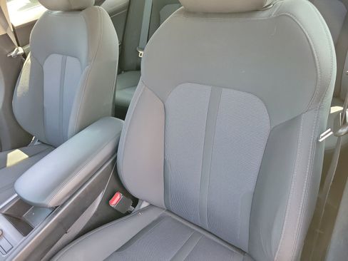Used 2022 Kia K5 LXS FWD image 5