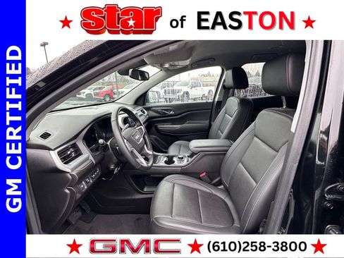 Certified 2023 GMC Acadia SLT w/ Technology Package image 17