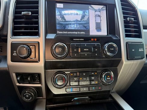 Used 2021 Ford F250 Lariat AWD/4WD image 17