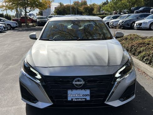 New 2025 Nissan Altima 2.5 SV w/ SV Premium Package image 2