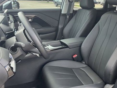 Certified 2025 Acura ADX image 12