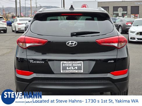 Used 2017 Hyundai Tucson SE Plus w/ Cargo Package image 4
