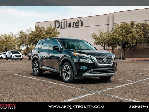 Used 2022 Nissan Rogue SV AWD/4WD image 3