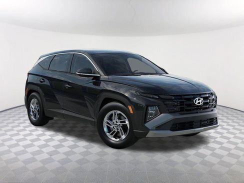 New 2026 Hyundai Tucson SE FWD image 2