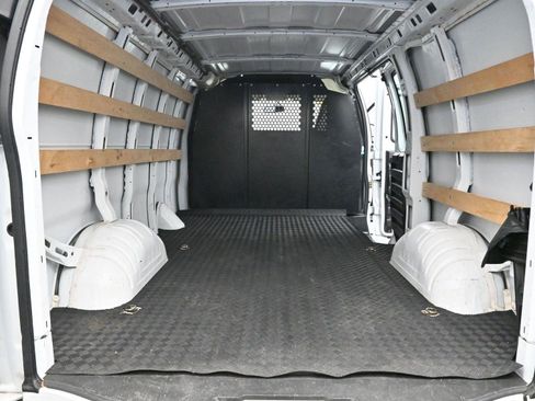 Used 2023 Chevrolet Express 2500 w/ Driver Convenience Package image 11