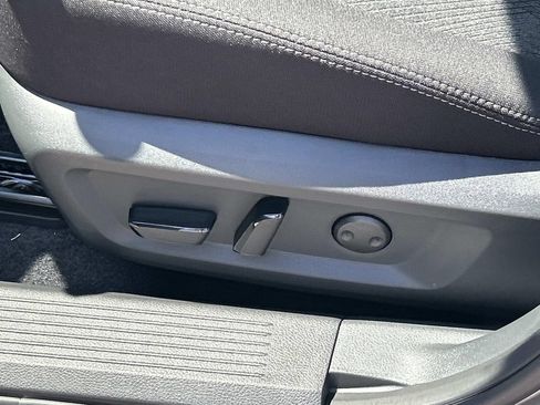 New 2026 Nissan Rogue SV AWD/4WD image 16