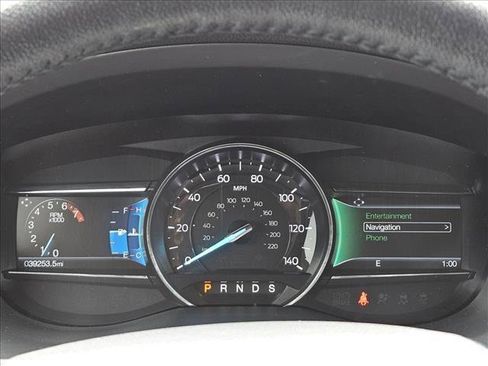 Used 2018 Ford Explorer Limited FWD image 9