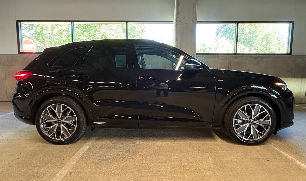 New 2026 Audi Q5 Prestige AWD/4WD image 9