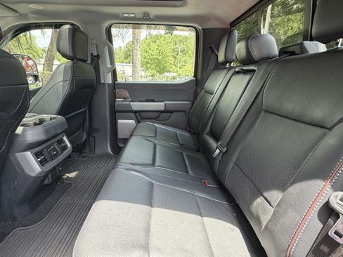 Used 2023 Ford F250 Lariat w/ Lariat Ultimate Package AWD/4WD image 32
