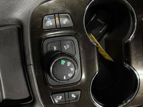 Certified 2023 GMC Acadia AT4 w/ Technology Package AWD/4WD image 21
