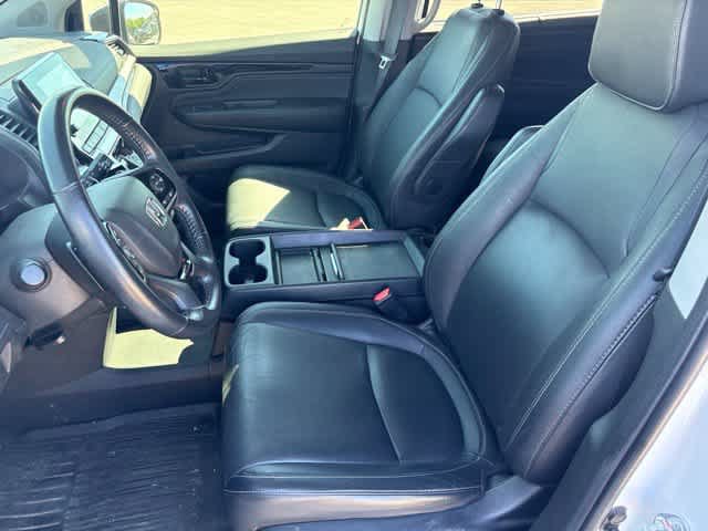 Used 2022 Honda Odyssey Touring image 11