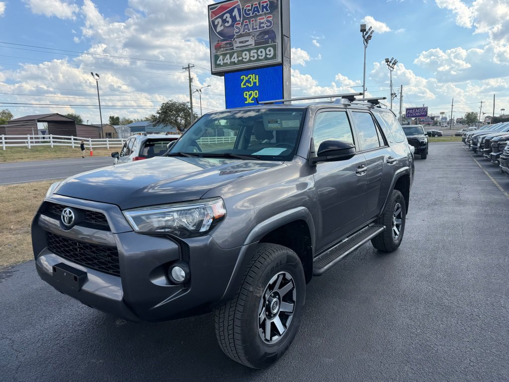 Used 2017 Toyota 4Runner SR5 AWD/4WD image 7