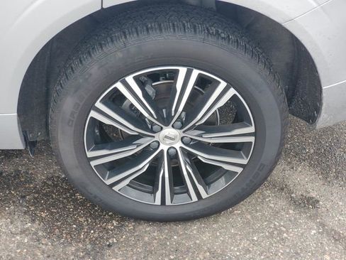 Used 2022 Volvo XC60 B5 Inscription image 7