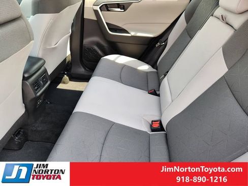 Used 2025 Toyota RAV4 XLE w/ Convenience Package FWD image 32