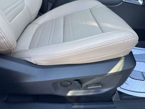 New 2025 Ford Ranger Lariat w/ FX4 Off-Road Package image 15