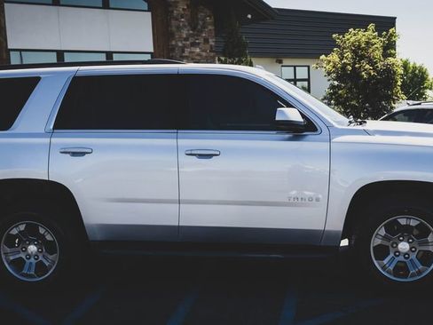 Used 2020 Chevrolet Tahoe LS w/ Enhanced Driver Alert Package AWD/4WD image 24