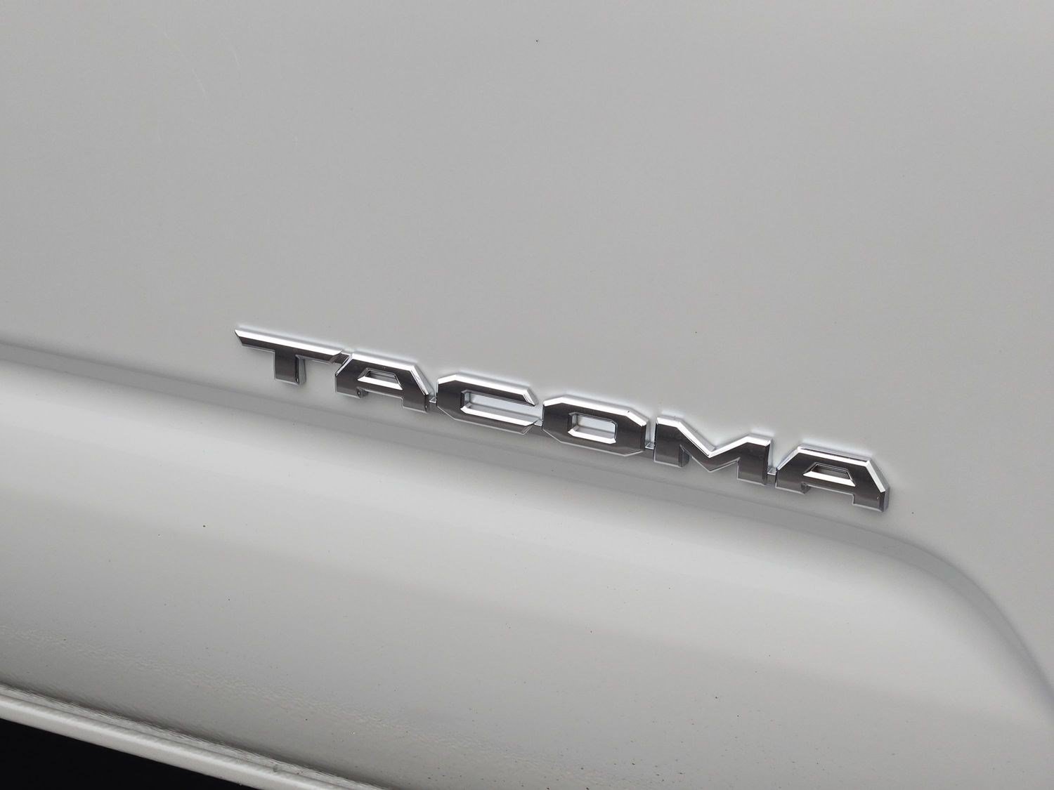 Certified 2022 Toyota Tacoma TRD Sport w/ Technology Package AWD/4WD image 33