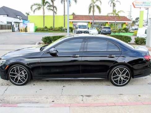 Used 2022 Mercedes-Benz E 350 Sedan w/ AMG Line Exterior image 2