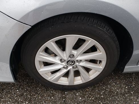 Used 2023 Toyota Camry LE FWD image 4