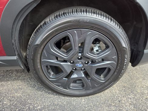 Used 2024 Subaru Ascent Onyx Edition image 17