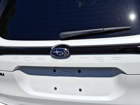Used 2026 Subaru Forester Premium AWD/4WD image 8