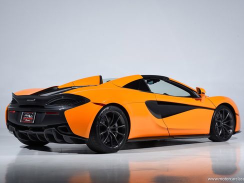 Used 2020 McLaren 570S Spider image 9