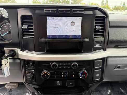 Used 2024 Ford F350 XLT image 20