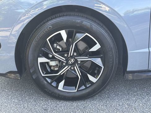 Certified 2025 Hyundai Sonata SEL FWD image 16
