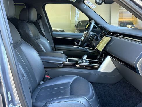 Used 2023 Land Rover Range Rover SE AWD/4WD image 31