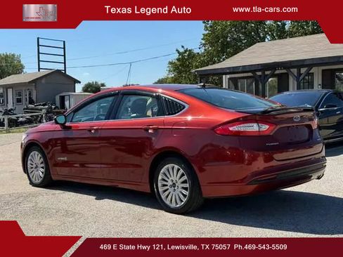 Used 2014 Ford Fusion SE w/ Equipment Group 502A image 4