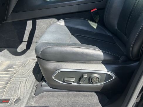 Used 2022 Jeep Wagoneer Series III w/ Premium Group I image 23