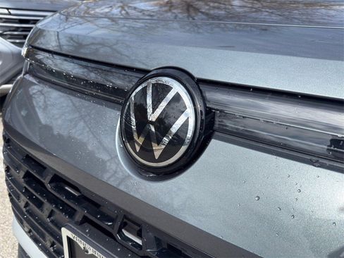 New 2026 Volkswagen Tiguan SE image 4