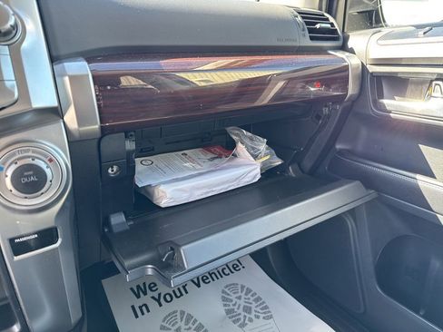 Used 2015 Toyota 4Runner Limited image 26