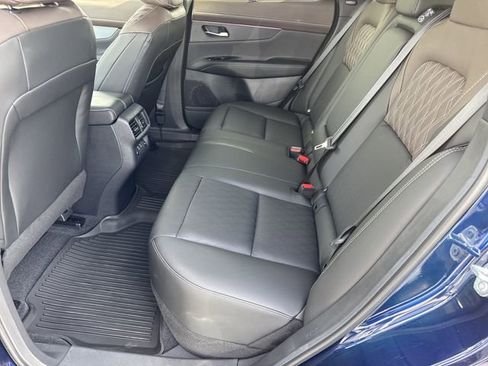 Used 2025 Nissan Murano Platinum image 12