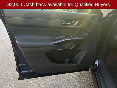 New 2026 Nissan Pathfinder SV image 11