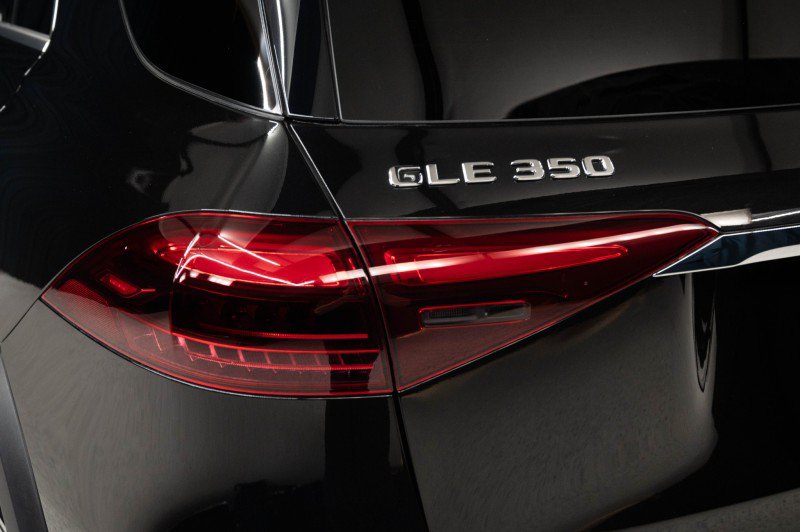 Certified 2026 Mercedes-Benz GLE 350 4MATIC image 9