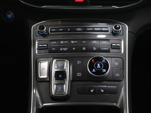 Used 2023 Hyundai Santa Fe SEL Premium image 15