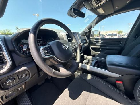 Used 2025 RAM 1500 Big Horn AWD/4WD image 22