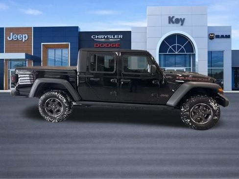 Used 2023 Jeep Gladiator Rubicon w/ Cold Weather Group image 9