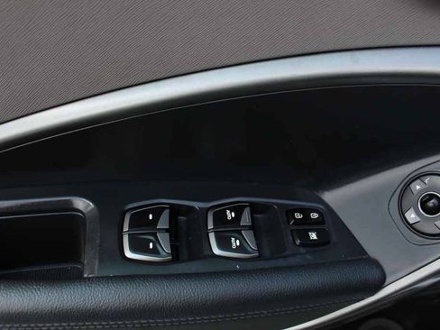 Used 2017 Hyundai Santa Fe Sport AWD/4WD image 12