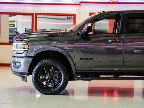Used 2022 RAM 2500 Laramie w/ Night Edition AWD/4WD image 12