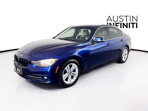 Used 2017 BMW 330i Sedan image 3