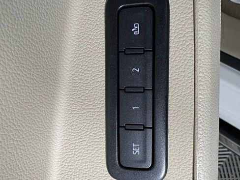 Used 2020 GMC Yukon Denali w/ Denali Ultimate Package RWD image 19