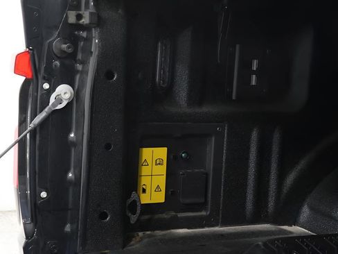 Used 2025 Ford F150 Lightning Lariat AWD/4WD image 43