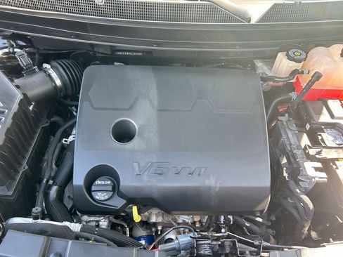 Certified 2022 Chevrolet Traverse RS w/ LPO, Floor Liner Package image 33