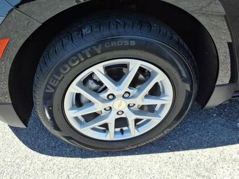 Used 2023 Chevrolet Equinox LT AWD/4WD image 11